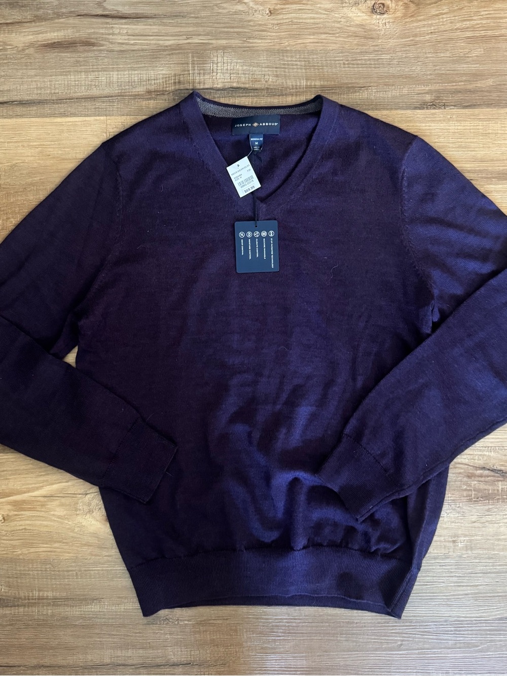 Joseph Abboud Purple Men's Merino Wool V‎ Neck Sweater medium